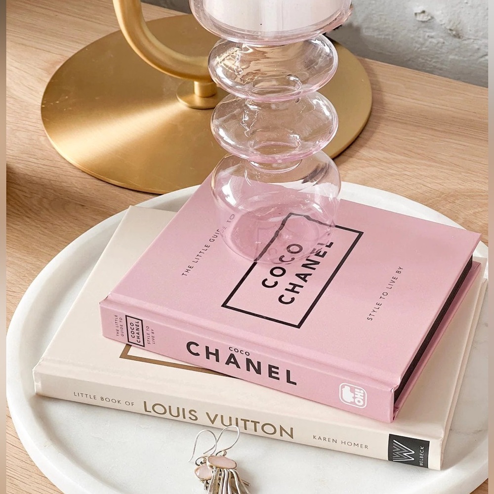 The Little Guide to Coco Chanel: Style to Live by | Chanel Coffee Table Book